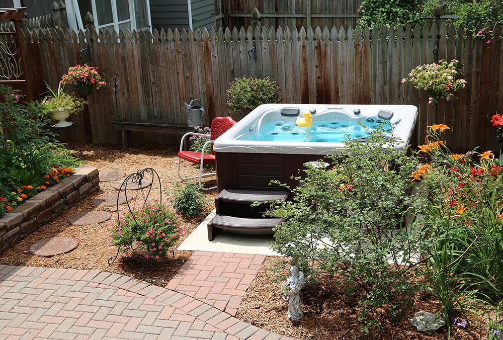Backyard Ideas for Hot Tubs and Swim Spas