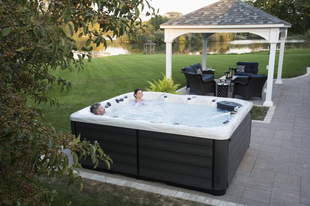 reasons to buy a hot tub