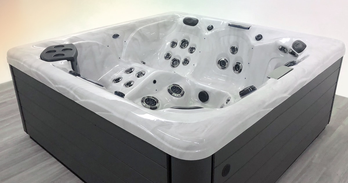 Restarting An Old Hot Tub, How To Clean A Jacuzzi Bathtub Uk