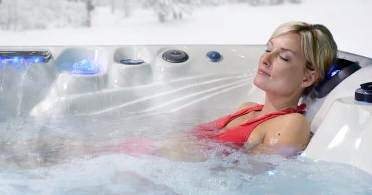hot tub winter