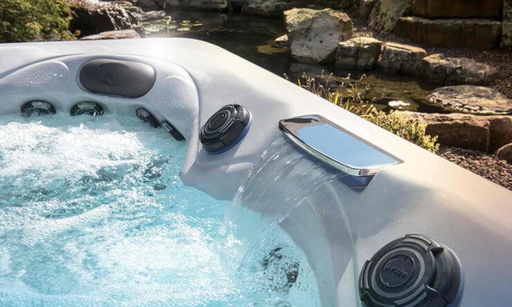 best hot tubs 2021