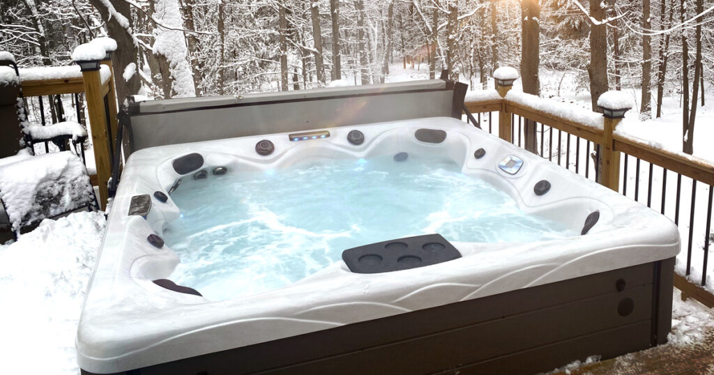 hot tub cover winter