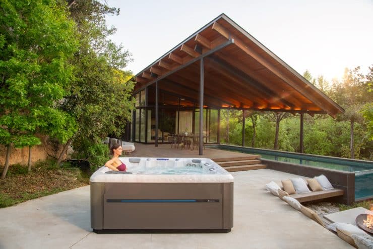 problems with saltwater hot tubs