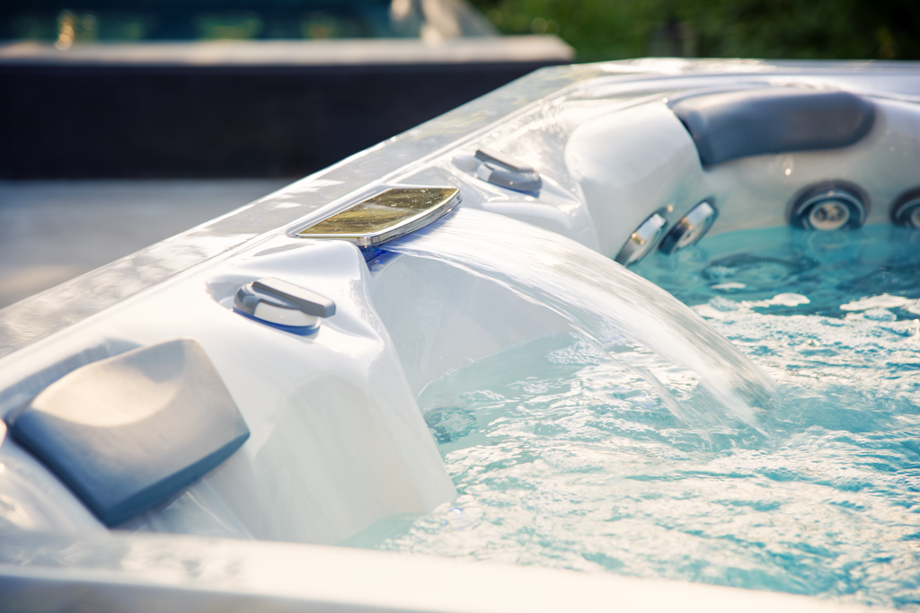 maintain saltwater hot tub