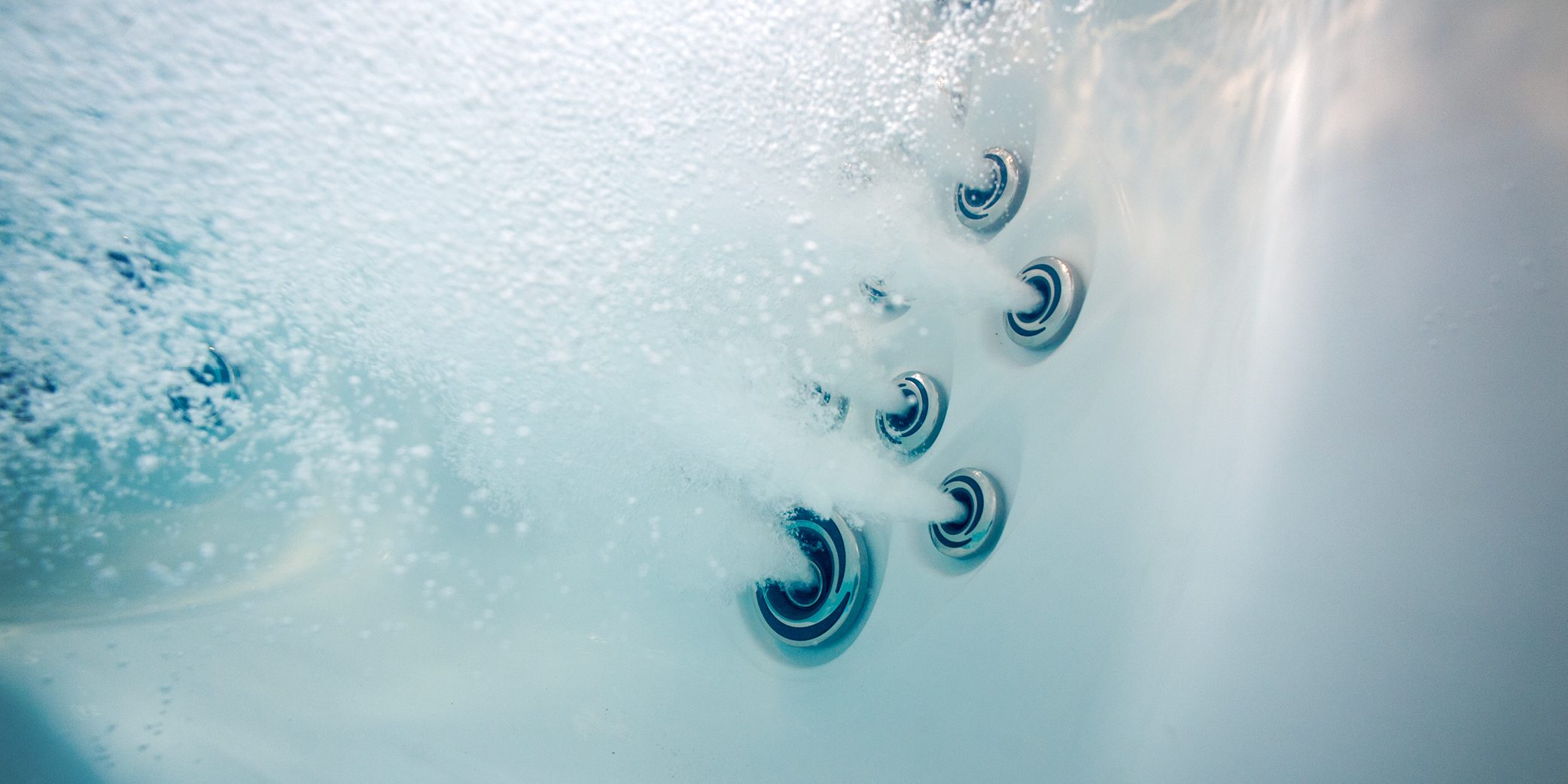 Underwater view of the jets turned on.
