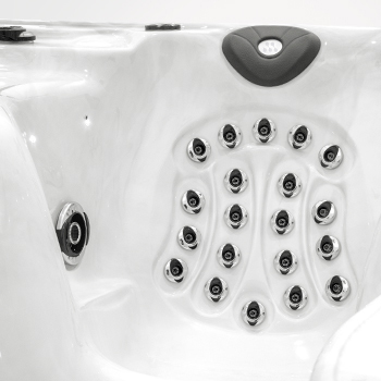 Close up of the jets in an Xtreme therapy seat on an LSX MasterSpa.